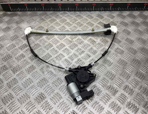 Стеклоподъемник задний левый Mazda 6 I (GG) 2002-2005  Mazda 6 6 I (GG) 2002-2005