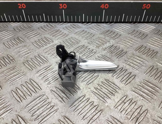 Ручка внутренняя задняя левая Mazda 6 I (GG) 2002-2005  Mazda 6 6 I (GG) 2002-2005