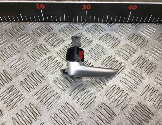 Ручка внутренняя задняя левая Mazda 6 I (GG) 2002-2005  Mazda 6 6 I (GG) 2002-2005