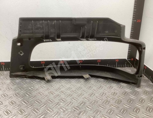 Накладка, рамка, облицовка (очко) фары правой Renault Midlum I 2000-2006  Renault Midlum Midlum I 2000-2006