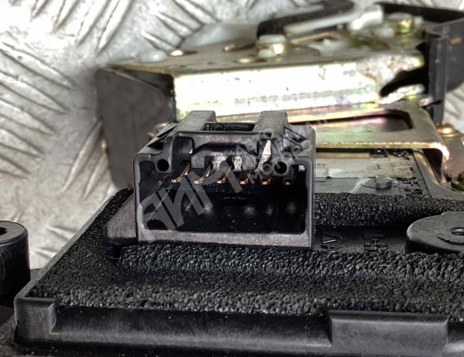 Замок двери задней левой Mazda 6 I (GG) 2002-2005  Mazda 6 6 I (GG) 2002-2005