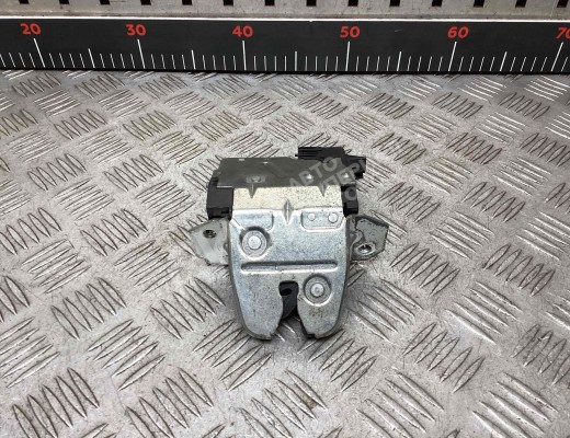 Замок багажника Mercedes C (W203) 2000-2004  Mercedes C C (W203) 2000-2004