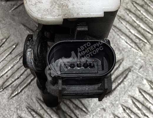 Замок двери передней правой Audi A3 I (8L) 1996-2000  Audi A3 A3 I (8L) 1996-2000