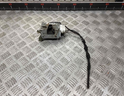 Замок двери передней правой Audi A3 I (8L) 1996-2000  Audi A3 A3 I (8L) 1996-2000