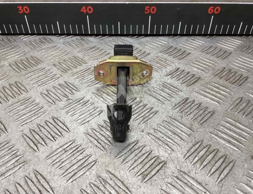Ограничитель открывания двери передней Mitsubishi Outlander XL II (CW) 2007-2012  Mitsubishi Outlander Outlander XL II (CW) 2007-2012