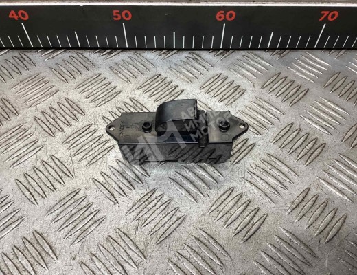 Кнопка стеклоподъемника переднего правого Mitsubishi Outlander XL II (CW) 2007-2012  Mitsubishi Outlander Outlander XL II (CW) 2007-2012