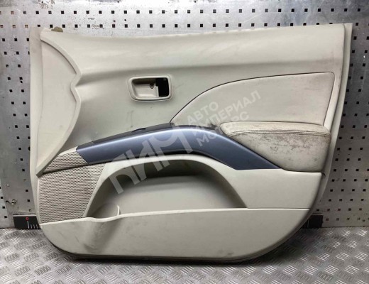 Обшивка двери передней правой (дверная карта) Mitsubishi Outlander XL II (CW) 2007-2012  Mitsubishi Outlander Outlander XL II (CW) 2007-2012