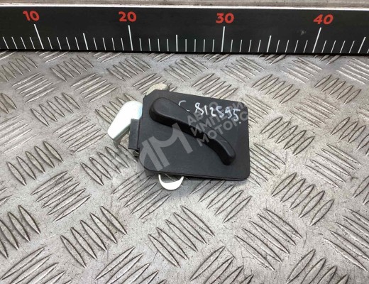 Ручка внутренняя задняя правая Volkswagen Caddy II (9K) 1995-2003  Volkswagen Caddy Caddy II (9K) 1995-2003