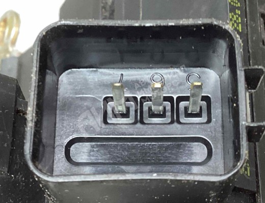 Замок двери задней левой Ford Focus I 2001-2005 рестайлинг  Ford Focus Focus I 2001-2005 рестайлинг