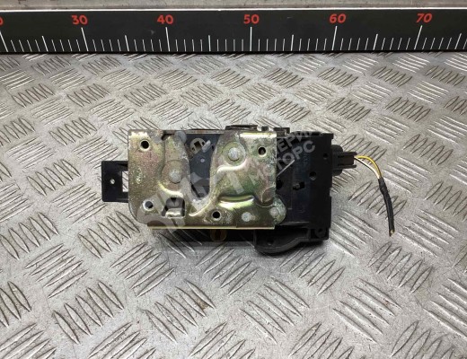 Замок двери задней левой Ford Focus I 2001-2005 рестайлинг  Ford Focus Focus I 2001-2005 рестайлинг