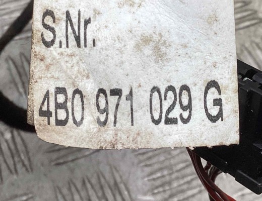Проводка двери передней правой Audi A6 C5 (4B) 2001-2004 рестайлинг  Audi A6 A6 C5 (4B) 2001-2004 рестайлинг