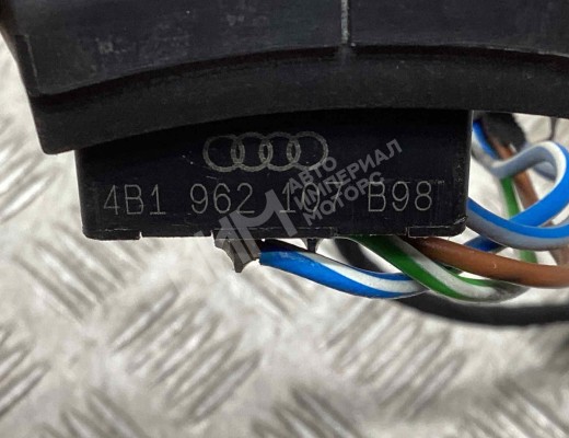 Кнопка центрального замка Audi A6 C5 (4B) 1997-2001  Audi A6 A6 C5 (4B) 1997-2001