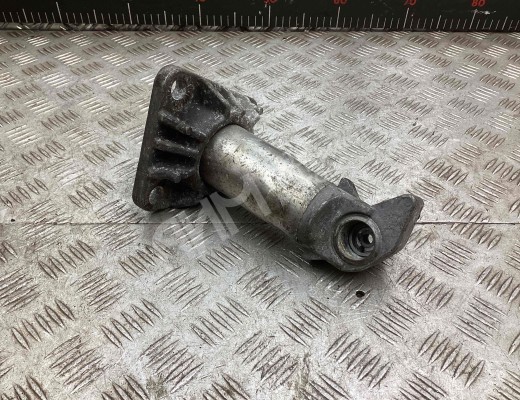 Кронштейн крепления бампера переднего Audi A4 B6 (8EC, 8E5) 2000-2004  Audi A4 A4 B6 (8EC, 8E5) 2000-2004