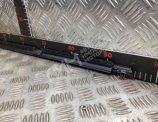 Молдинг стекла двери задней правой наружный Mazda 6 I (GG) 2002-2005  Mazda 6 6 I (GG) 2002-2005
