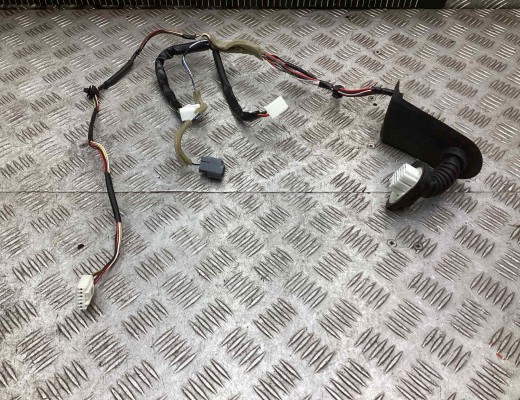 Проводка двери задней правой Mazda 6 I (GG) 2002-2005  Mazda 6 6 I (GG) 2002-2005