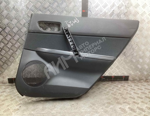 Обшивка двери задней правой (дверная карта) Mazda 6 I (GG) 2002-2005  Mazda 6 6 I (GG) 2002-2005