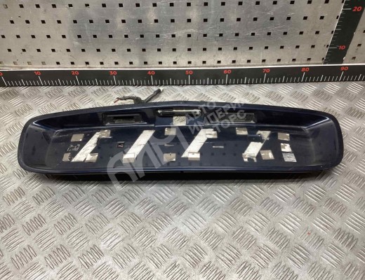 Накладка подсветки номера Nissan Primera III (P12) 2002-2008  Nissan Primera Primera III (P12) 2002-2008