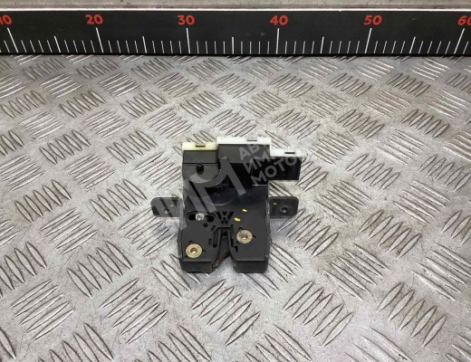 Замок багажника Nissan Primera III (P12) 2002-2008  Nissan Primera Primera III (P12) 2002-2008