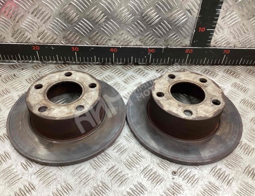 Диск тормозной задний Volkswagen Passat B5+ (3B) 2000-2005 рестайлинг  Volkswagen Passat Passat B5+ (3B) 2000-2005 рестайлинг