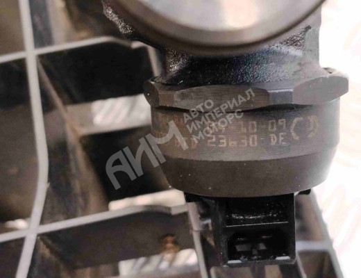 Форсунка Volkswagen Passat B5+ (3B) 2000-2005 рестайлинг  Volkswagen Passat Passat B5+ (3B) 2000-2005 рестайлинг