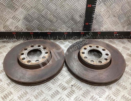 Диск тормозной передний Volkswagen Passat B5+ (3B) 2000-2005 рестайлинг  Volkswagen Passat Passat B5+ (3B) 2000-2005 рестайлинг