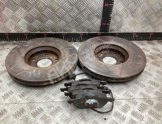 Диск тормозной передний Audi A4 B6 (8EC, 8E5) 2000-2004  Audi A4 A4 B6 (8EC, 8E5) 2000-2004