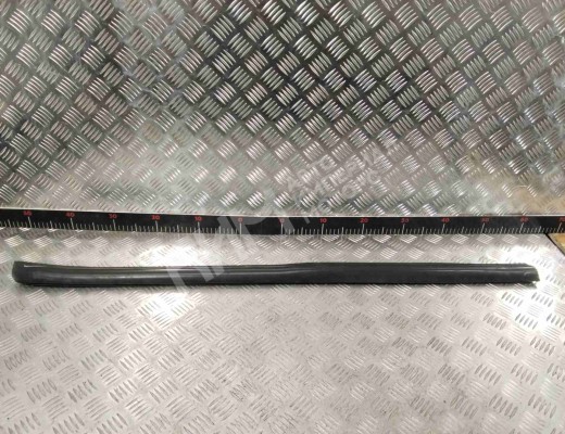 Молдинг двери передней левой Audi A6 C5 (4B) 1997-2001  Audi A6 A6 C5 (4B) 1997-2001