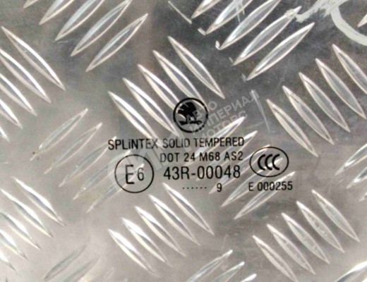 Стекло двери передней левой Skoda Octavia A5 (1Z) 2008-2013 рестайлинг  Skoda Octavia Octavia A5 (1Z) 2008-2013 рестайлинг