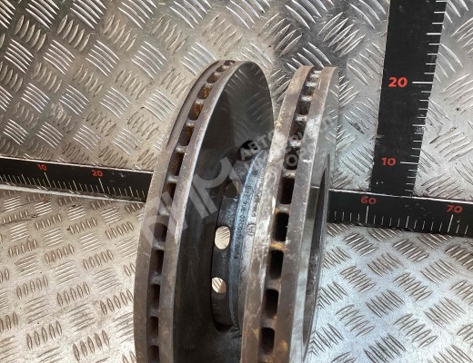 Диск тормозной передний Audi A6 C5 (4B) 1997-2001  Audi A6 A6 C5 (4B) 1997-2001