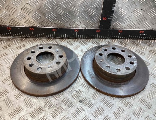 Диск тормозной задний Volkswagen Touran I (1T) 2003-2006  Volkswagen Touran Touran I (1T) 2003-2006