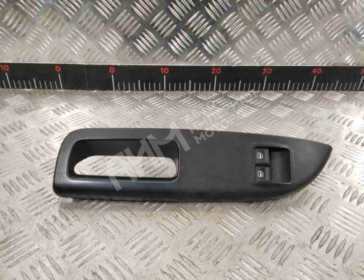 Блок управления стеклоподъемниками Skoda Octavia A5 (1Z) 2008-2013 рестайлинг  Skoda Octavia Octavia A5 (1Z) 2008-2013 рестайлинг