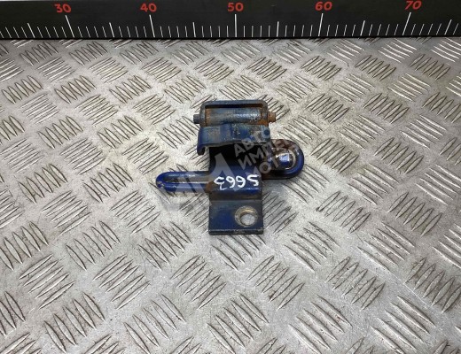 Петля двери передней левой Audi A4 B5 (8D) 1994-1999  Audi A4 A4 B5 (8D) 1994-1999