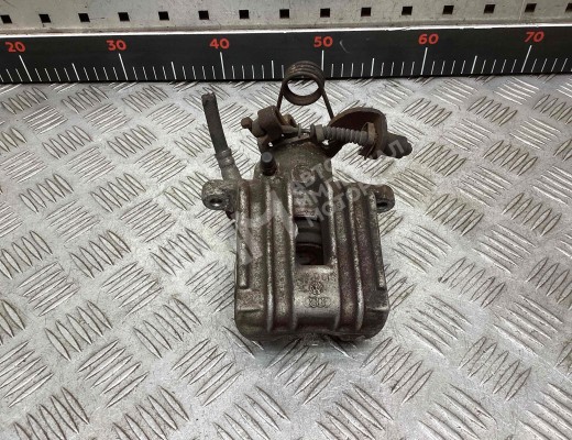 Суппорт задний левый Audi A4 B6 (8EC, 8E5) 2000-2004  Audi A4 A4 B6 (8EC, 8E5) 2000-2004