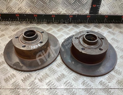 Диск тормозной задний Audi A4 B5 (8D) 1994-1999  Audi A4 A4 B5 (8D) 1994-1999