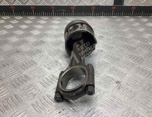 Поршень Volvo V50 (MW) 2003-2007  Volvo V50 V50 (MW) 2003-2007