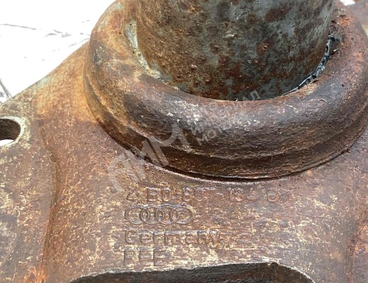 Кронштейн крепления бампера переднего Audi A6 C5 (4B) 1997-2001  Audi A6 A6 C5 (4B) 1997-2001