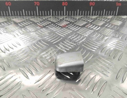 Колпачок (заглушка) ручки двери Peugeot 307 (3A/3H) 2005-2008 рестайлинг  Peugeot 307 307 (3A/3H) 2005-2008 рестайлинг