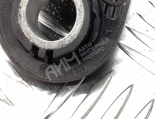 Кнопка открытия стекла багажника BMW 3-Series (E46) 2001-2005 рестайлинг  BMW 3-Series 3-Series (E46) 2001-2005 рестайлинг