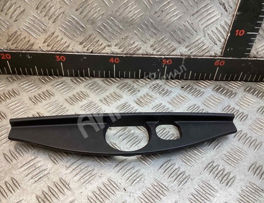 Обшивка крышки багажника BMW 3-Series (E46) 2001-2005 рестайлинг  BMW 3-Series 3-Series (E46) 2001-2005 рестайлинг