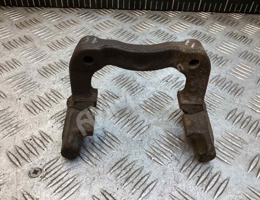 Скоба суппорта заднего Volkswagen Golf IV (1J) 1997-2004  Volkswagen Golf Golf IV (1J) 1997-2004