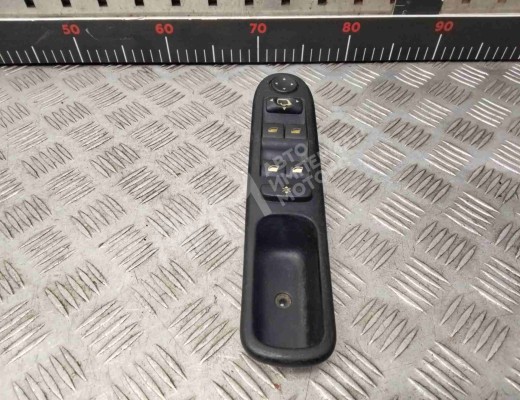Блок управления стеклоподъемниками Peugeot 307 (3A/3H) 2001-2005  Peugeot 307 307 (3A/3H) 2001-2005