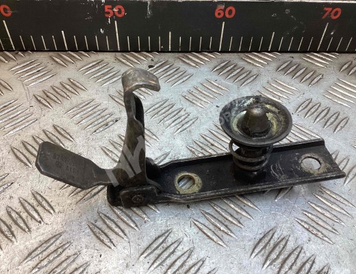 Замок капота Mercedes Vario (W670) 1996-2013  Mercedes Vario Vario (W670) 1996-2013