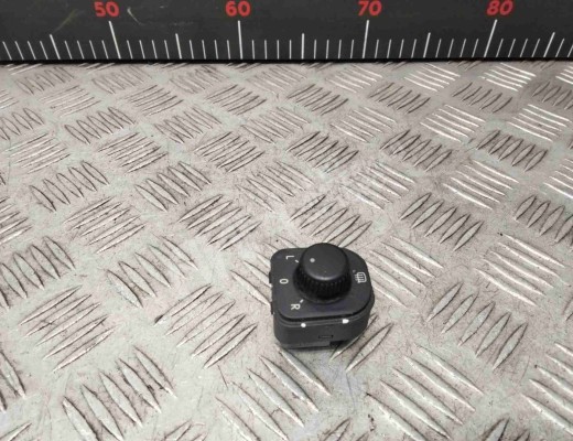 Джойстик регулировки зеркал Volkswagen Golf+ V (5M) 2005-2014  Volkswagen Golf Plus Golf+ V (5M) 2005-2014