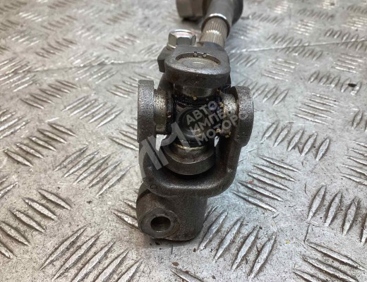 Рулевой карданчик Toyota Yaris II (XP90) 2005-2011  Toyota Yaris Yaris II (XP90) 2005-2011