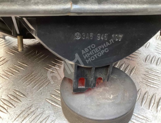 Фонарь крышки багажника левый Volkswagen Passat B4 (3A) 1993-1997  Volkswagen Passat Passat B4 (3A) 1993-1997
