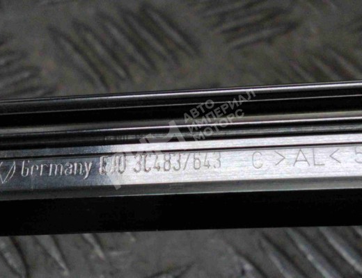 Молдинг двери передней левой Volkswagen Passat B6 (3C) 2005-2010  Volkswagen Passat Passat B6 (3C) 2005-2010