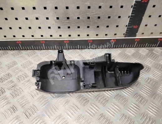 Ручка внутренняя передняя левая Volkswagen Passat B6 (3C) 2005-2010  Volkswagen Passat Passat B6 (3C) 2005-2010