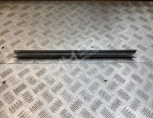 Молдинг стекла двери передней правой внутренний Ford Transit 2006-2013  Ford Transit Transit 2006-2013