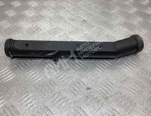 Трубка охлаждающей жидкости пластиковая Volkswagen Golf IV (1J) 1997-2004  Volkswagen Golf Golf IV (1J) 1997-2004