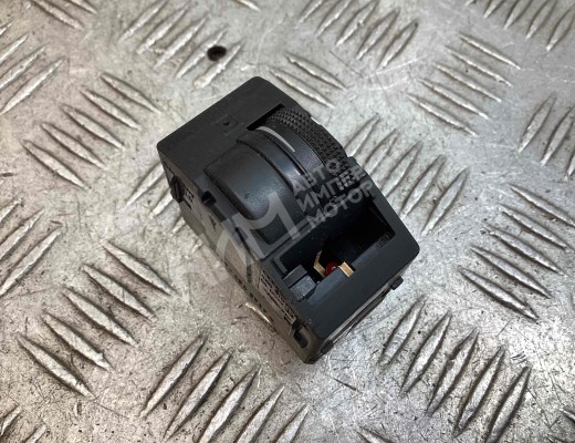 Кнопка освещения панели приборов Audi A6 Allroad C5 (4BH) 2000-2005  Audi A6 Allroad A6 Allroad C5 (4BH) 2000-2005